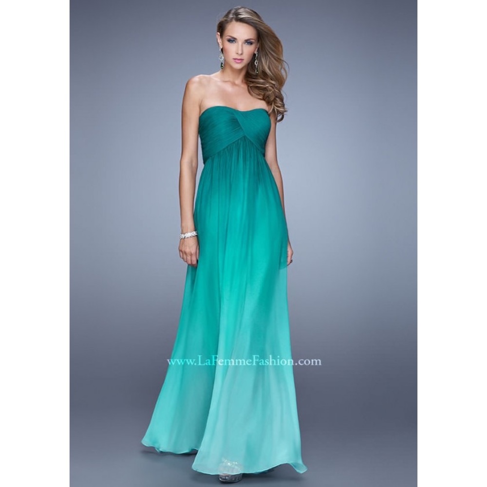Gorgeous ombré chiffon dress